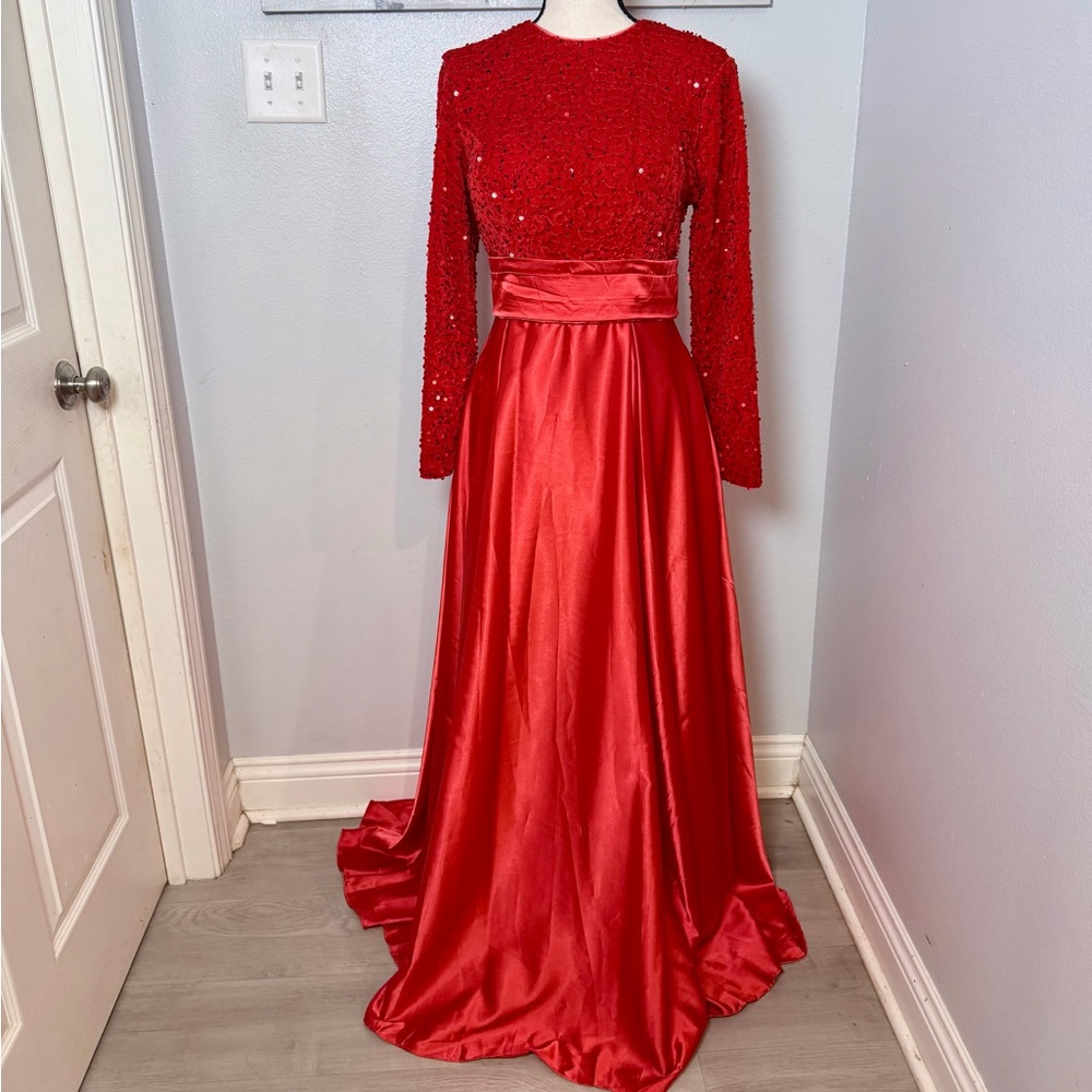 Elegant Red Evening Gown